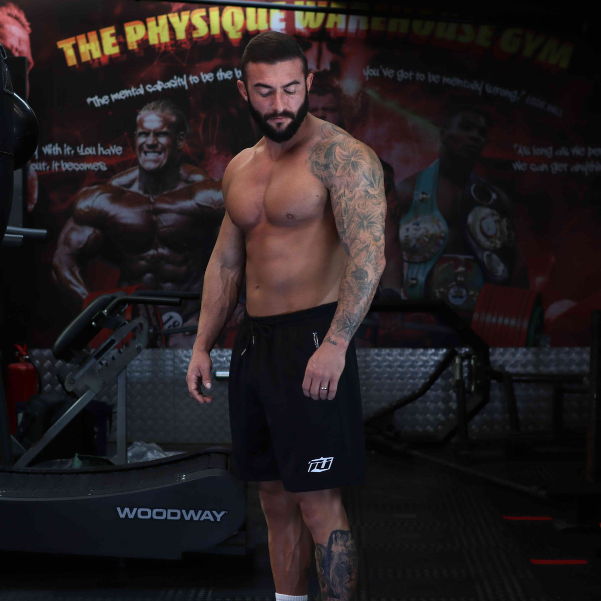 Team Industry Crest 7" Mesh Shorts