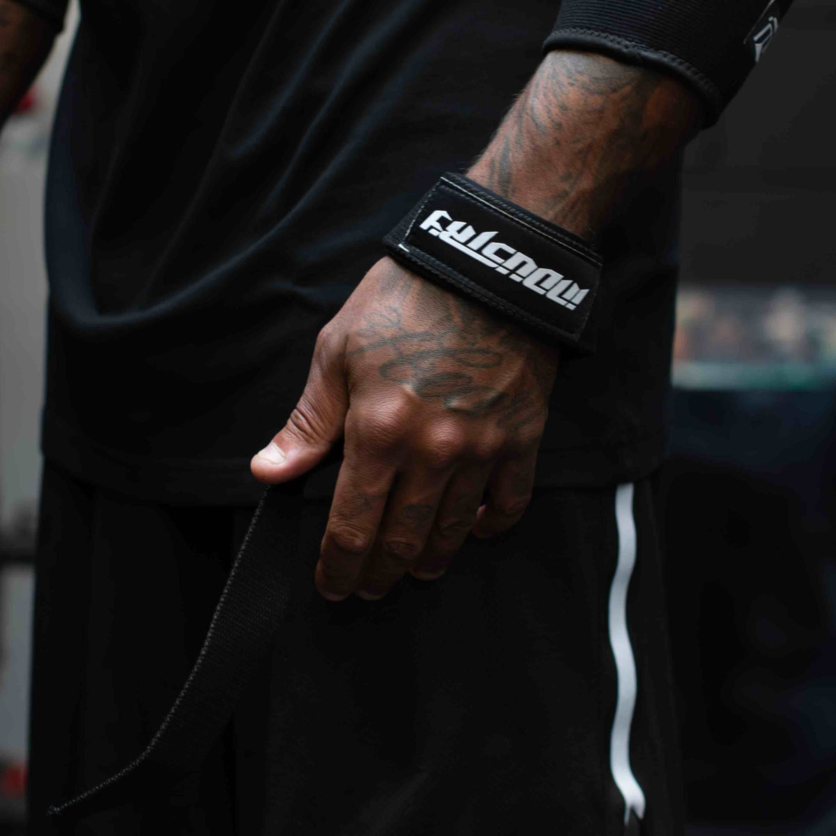 Team Industry Classic Lifting Straps - Black & White