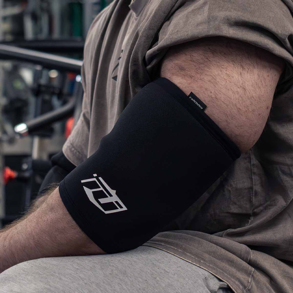 INDUSTRY NEOPRENE ELBOW SLEEVES
