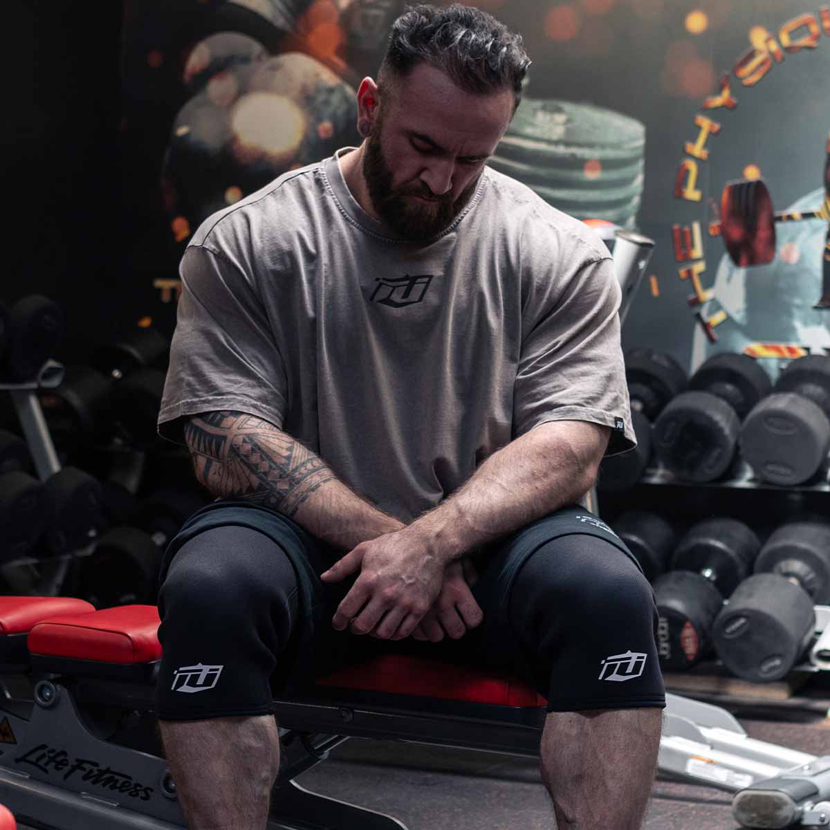 INDUSTRY NEOPRENE KNEE SLEEVES